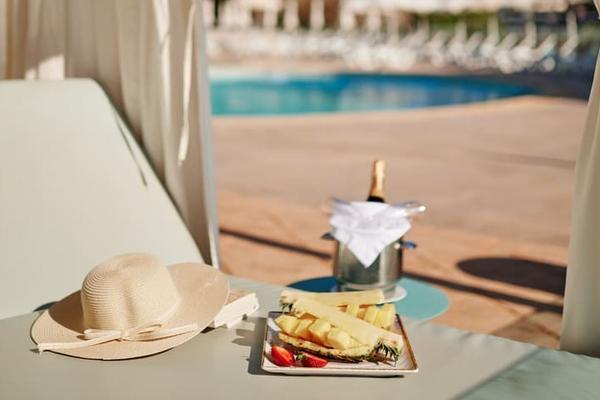 DAY PASS with DAY/CHILL OUT BED Inclusive Collection by Hyatt DAY PASS with DAY/CHILL OUT BED Inclusive Collection by Hyatt